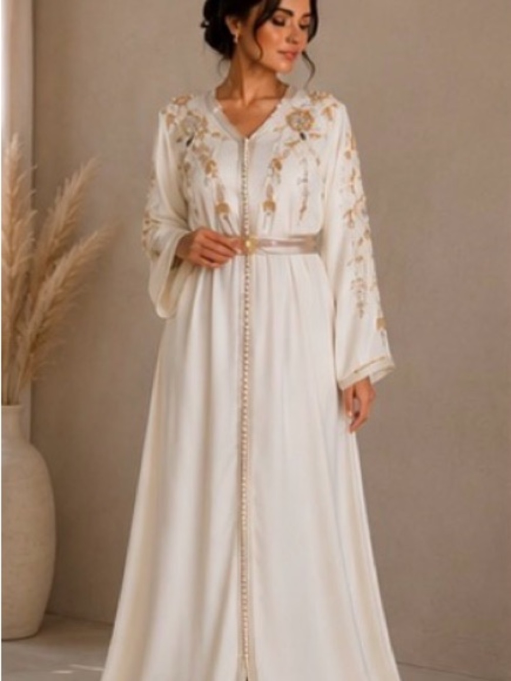 Style Ivory & Gold Embroidered Moroccan Kaftan Dress w/ Belt - Large - Picture 4 of 7